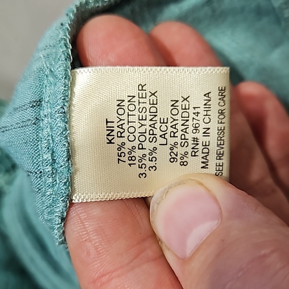 Tru Self, Aqua Top, Lace, Sz LG, Rayon, Stretch - Picture 13 of 15